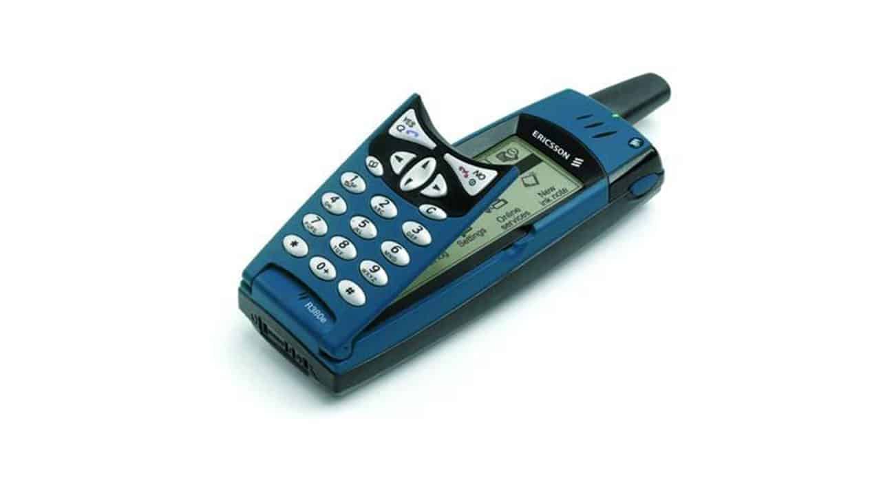 Ericsson R380, primeiro a traze o nome smartphone