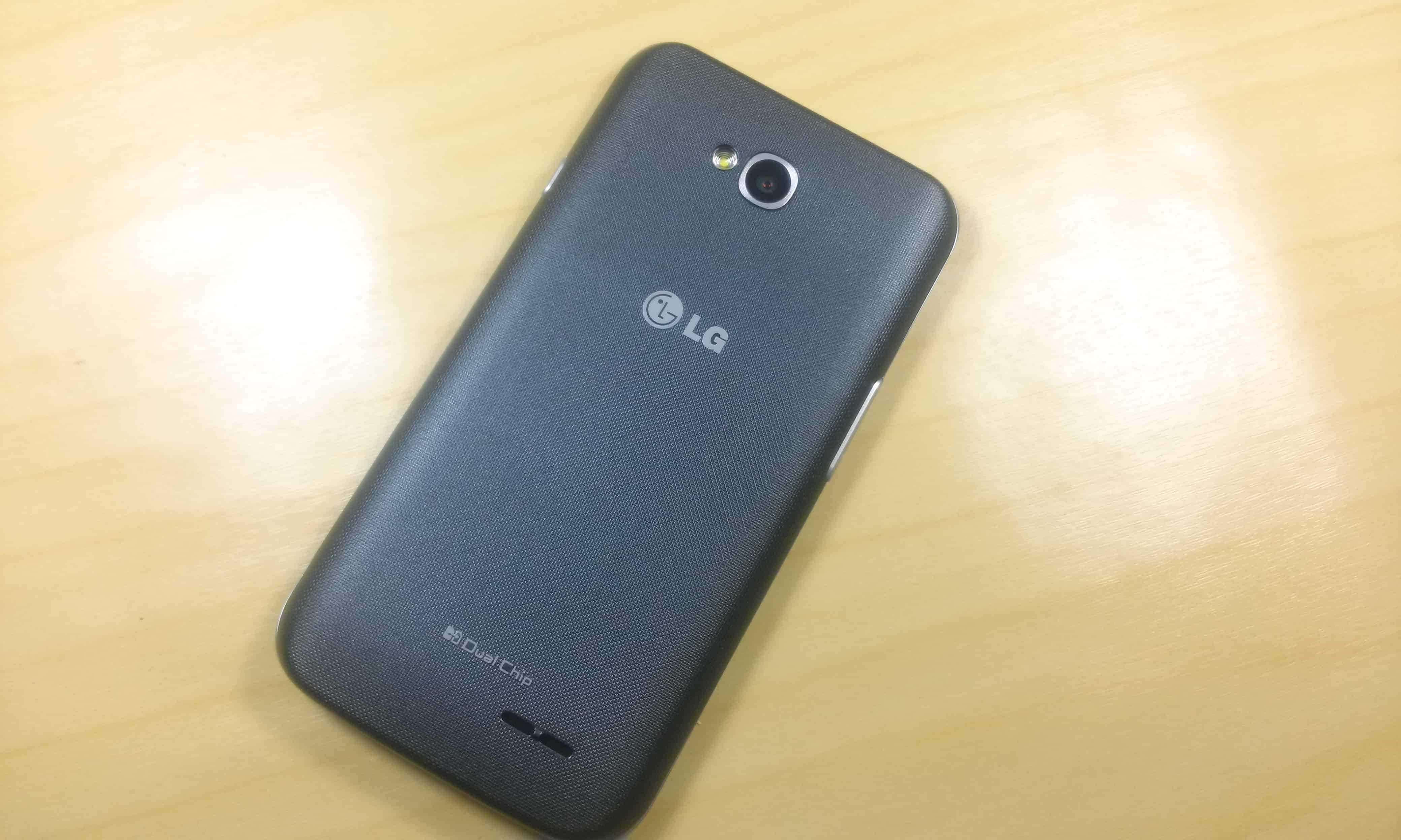 Review LG L70 traseira