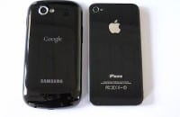 Samsung_Nexus_S_vs_Apple_iPhone-_2