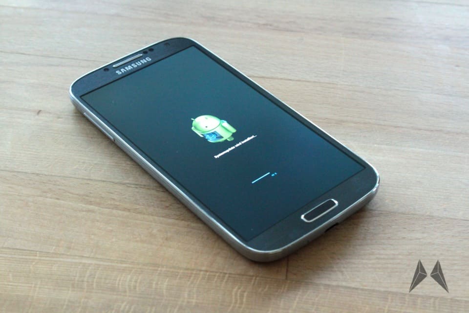 Atualização do Galaxy S4 permitirar mover apps para o SD e trará o HDR para a câmera 1