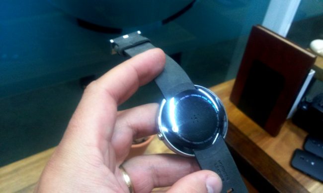 [Vídeo] Motorola lança relógio Moto 360 no Brasil 2