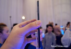 Samsung lança Galaxy A7, smartphone mais fino da empresa 9