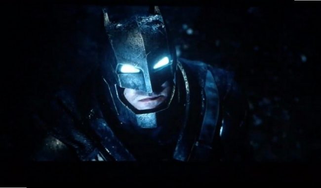 Trailer vazado de Batman vs Superman mostra Batman de armadura e todo mundo odeia o Super Homem 1