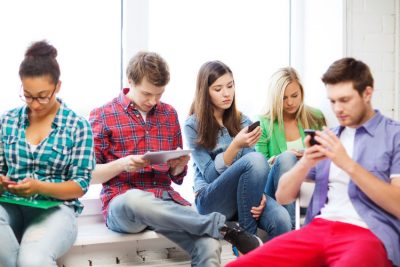 smartphone-vs-amigos
