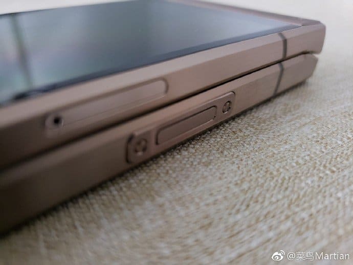 Samsung W2019 será o novo smartphone rodando Android da empresa 8
