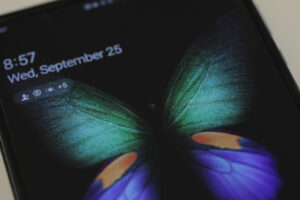 Galaxy Fold apresenta novo problema na tela, diz site 4