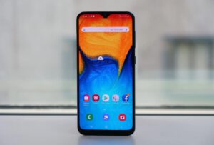 Galaxy A20s é oficializado com câmeras triplas 2