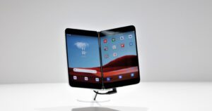 Microsoft volta aos smartphones com Android e tela dupla 2