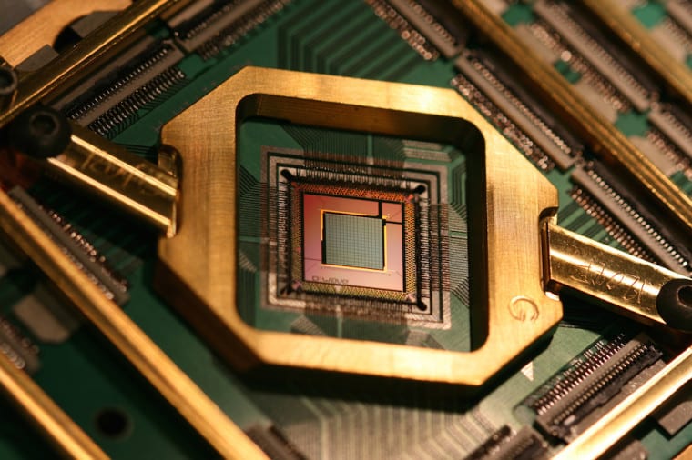 A D-Wave anuncia Advantage, seu sistema de computação quântica de última geração com 5000 qubit