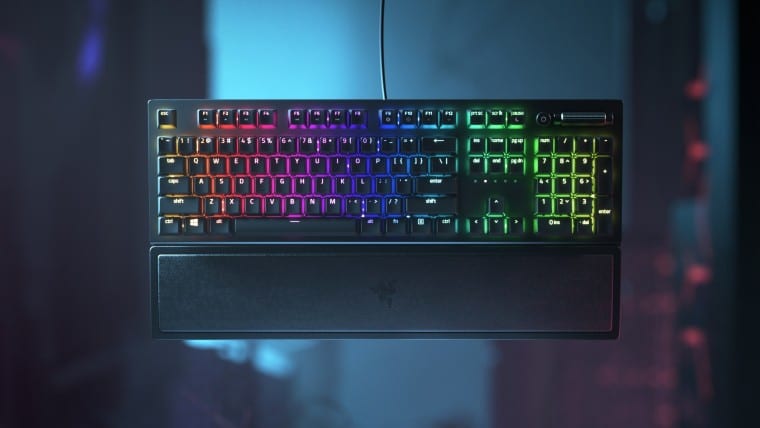 A Razer apresenta o teclado com fio BlackWidow V3 em duas variantes