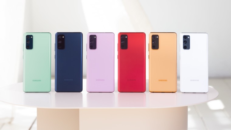 Samsung Galaxy S20 Fan Edition chega às lojas na Índia