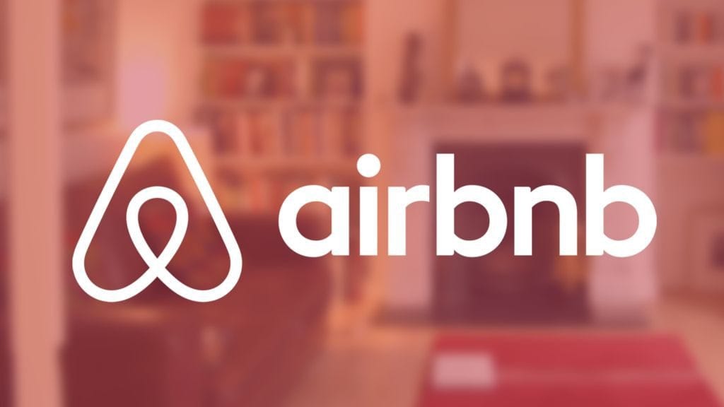 Airbnb fecha acordo de vários anos com o ex-designer da Apple Jony Ive e sua empresa