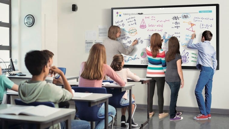 Samsung anuncia display interativo de 85 polegadas para usuários de educação e negócios