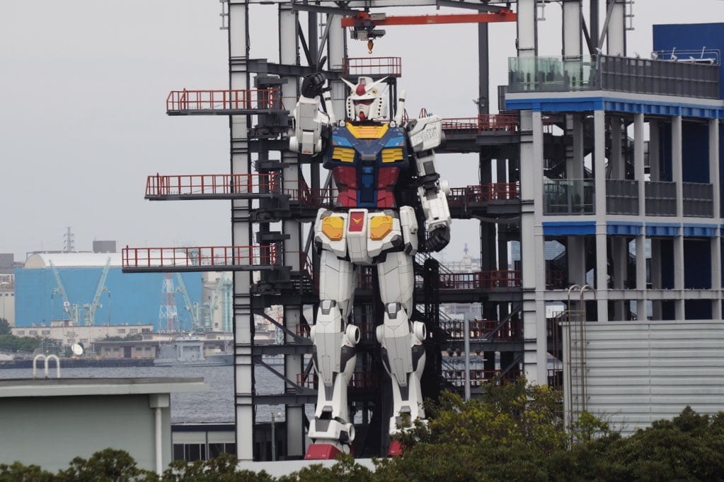 Um robô "Gundam" de 18 metros é apresentado no Japão para ajudar a revigorar o turismo atingido pelo COVID-19