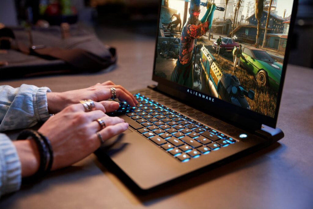 Dell lança primeiro notebook Alienware fabricado no Brasil 4