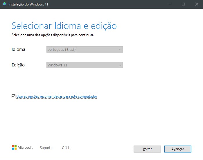 Selecione o Idioma e edição ou clique em avançar para prosseguir com a instalação do Windows 11