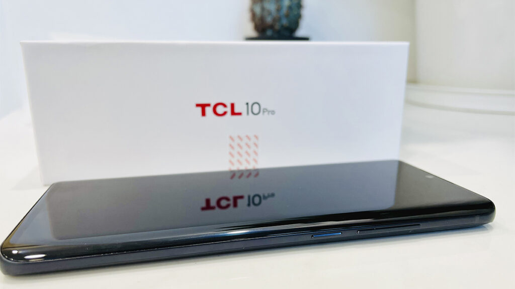 TCL 10 Pro por R$ 1.139: 4 câmeras, tela AMOLED + Snap 675 1