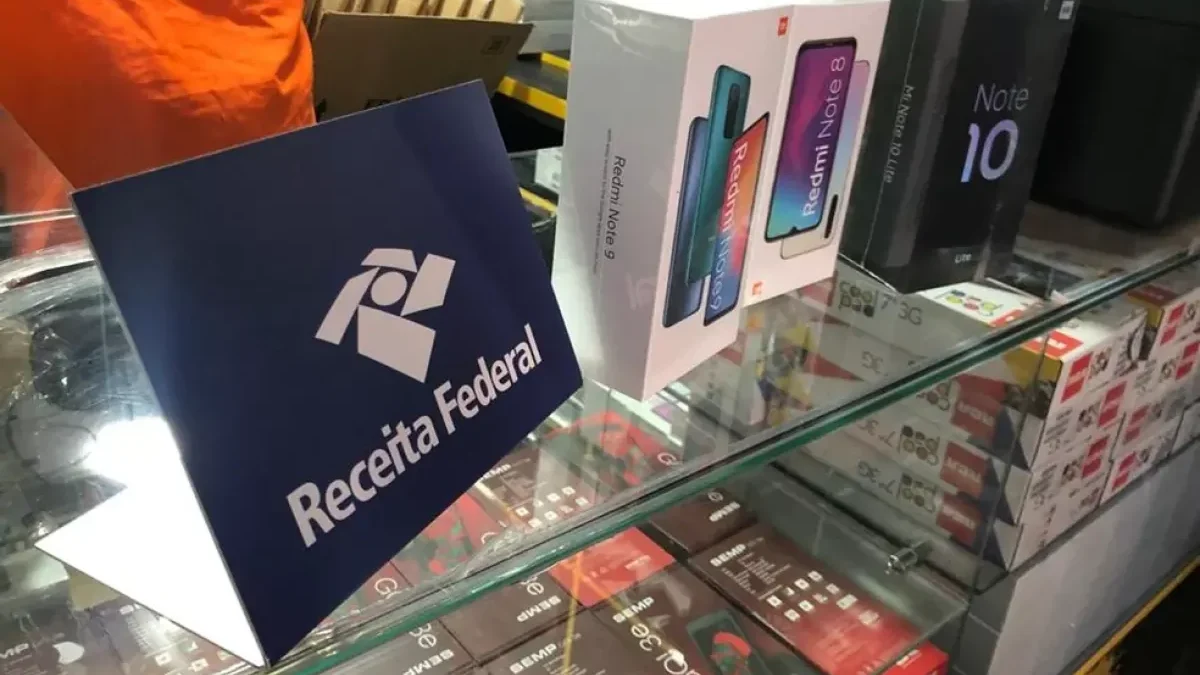 Leilão da Receita Federal abriu com opções de celulares Xiaomi e iPhone