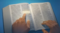 Aplicativo traduz a Bíblia inteira para Libras 2
