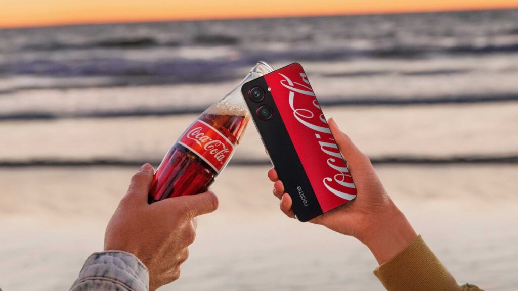 Realme 10 Pro+ chega ao Brasil na versão Coca-cola 3