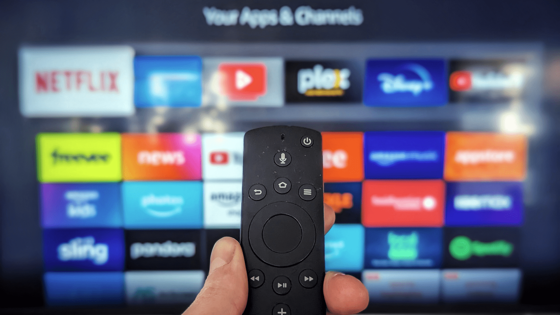 Como transformar TV antiga em Smart com o Fire TV Stick 1