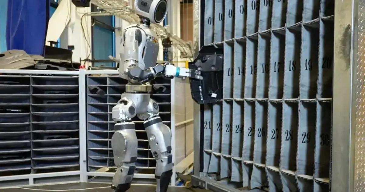 Robô Atlas da Boston Dynamics executa tarefas autonomamente