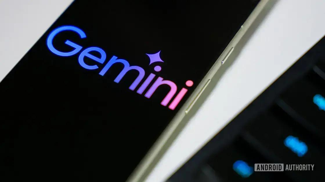 A palavra-chave com base no artigo é "Google Gemini".