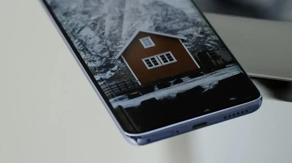 curved screens