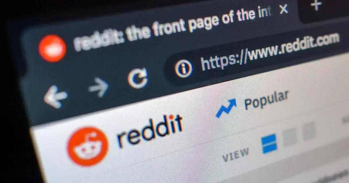 Sites falsos Reddit com malware