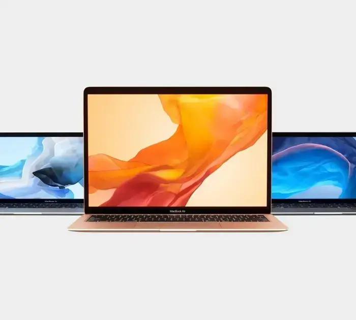 MacBook Air M4 três telas