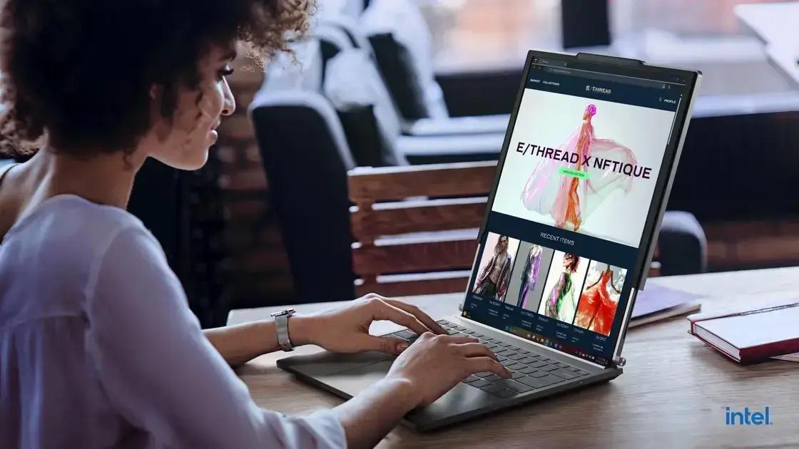 rollable display laptop