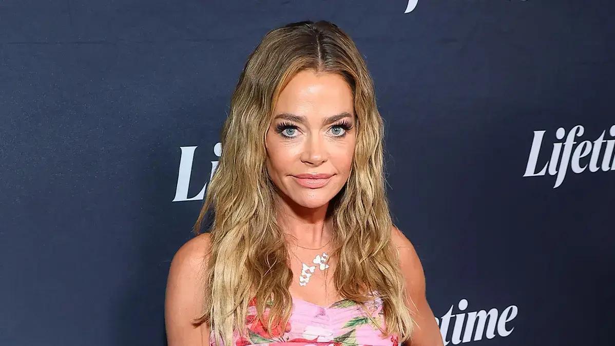 Assédio sexual de Denise Richards