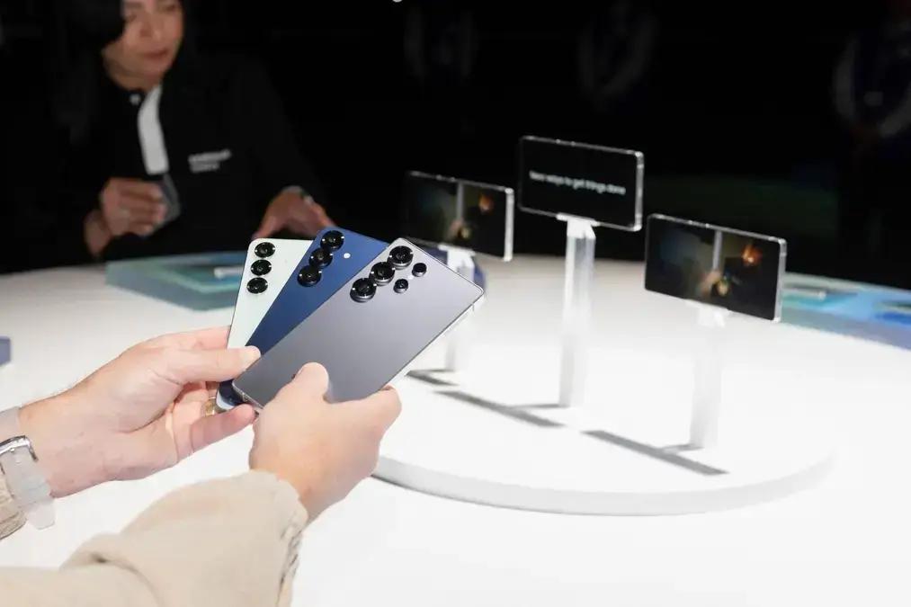 Samsung alerta sobre impactos das tarifas dos EUA nas vendas de celulares e chips
