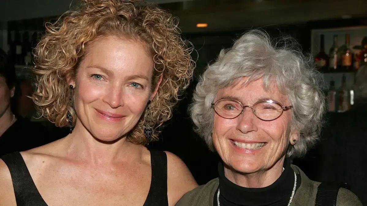 Priscilla Pointer, atriz e mãe de Amy Irving, morre aos 100 anos