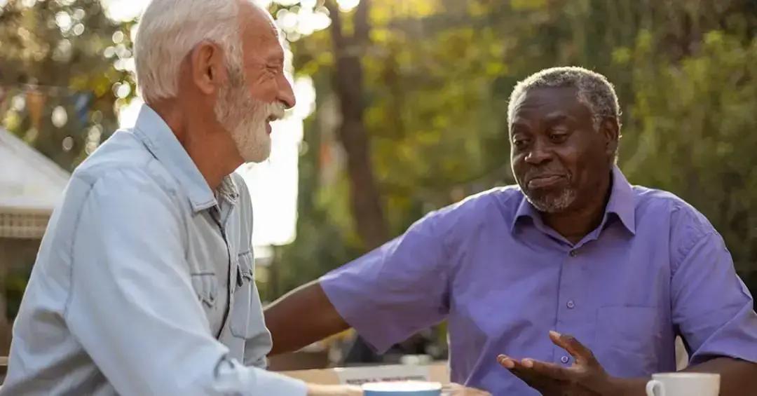 Afluência verbal pode prever longevidade em idosos