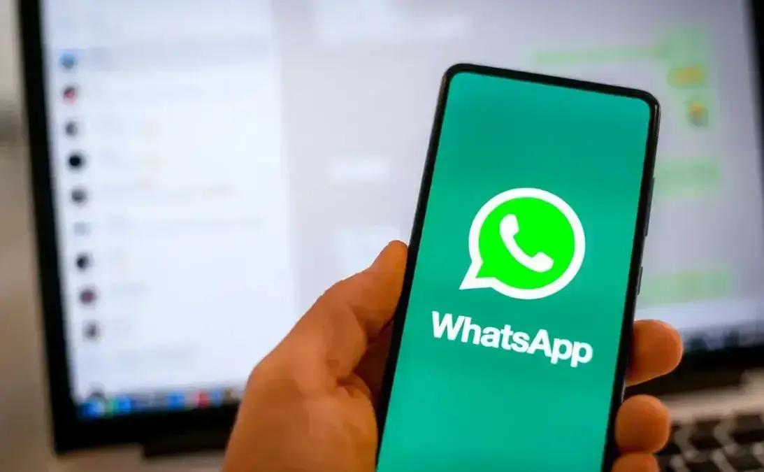 WhatsApp desenvolve reações com figurinhas para mensagens