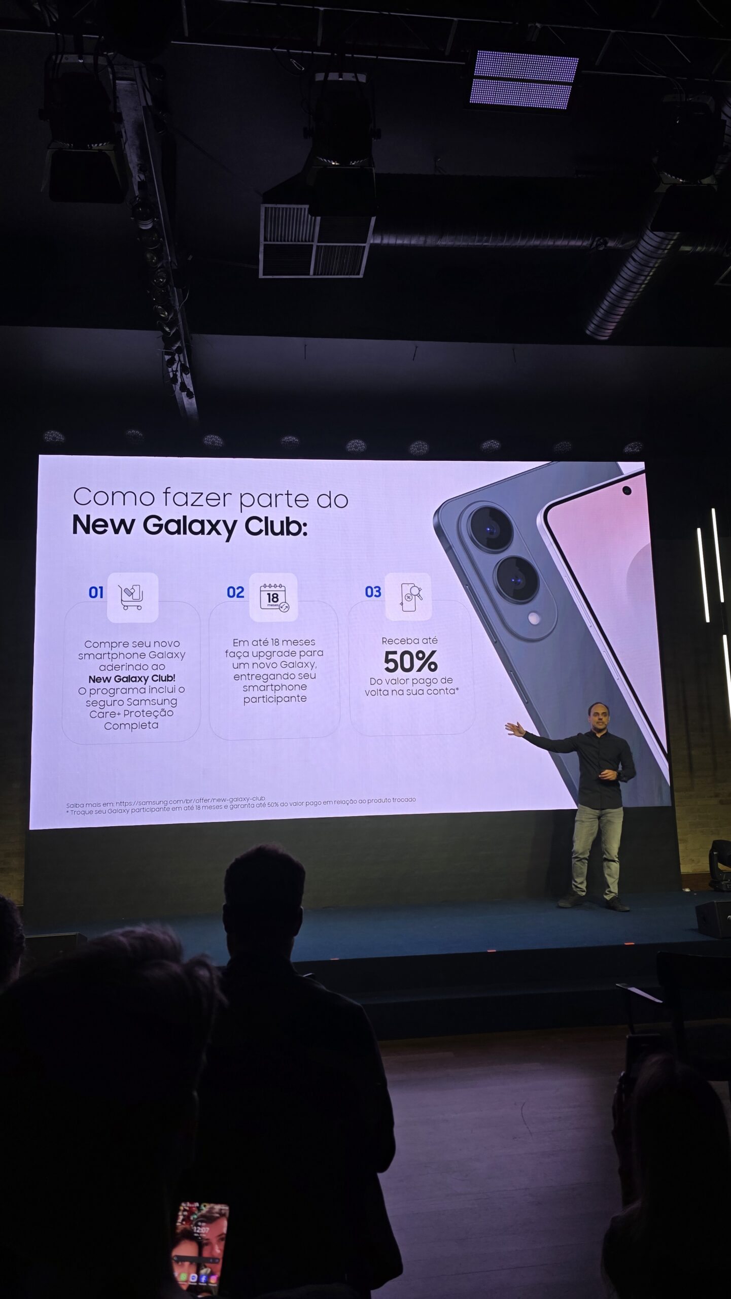 Samsung lança programa New Galaxy Club no Brasil com garantia de até 50% do valor do celular 1