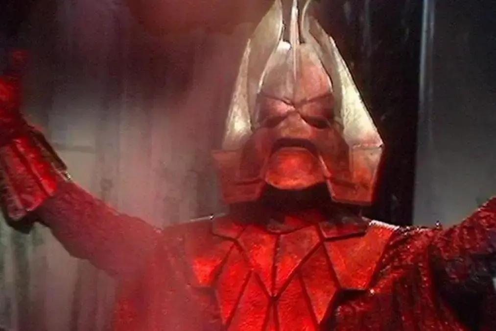 A História de Omega: O Vilão Clássico de Doctor Who
