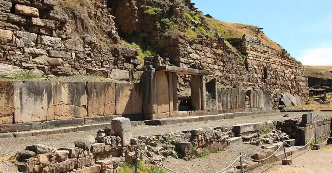 Civilização Chavín usava alucinógenos para controlar hierarquia social, revela estudo