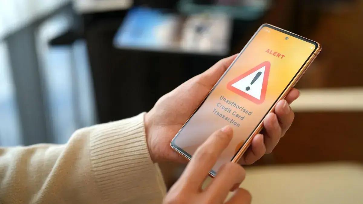 Anatel desmantela central de golpes por SMS em São Paulo
