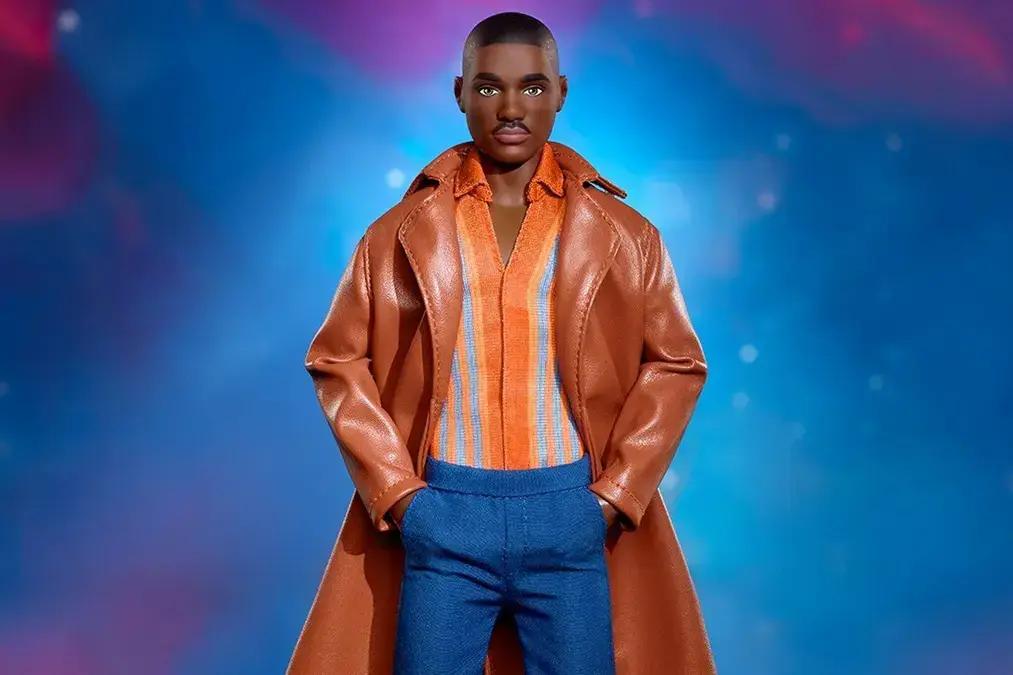 Mattel lança boneca Barbie inspirada no 15º Doutor de Doctor Who