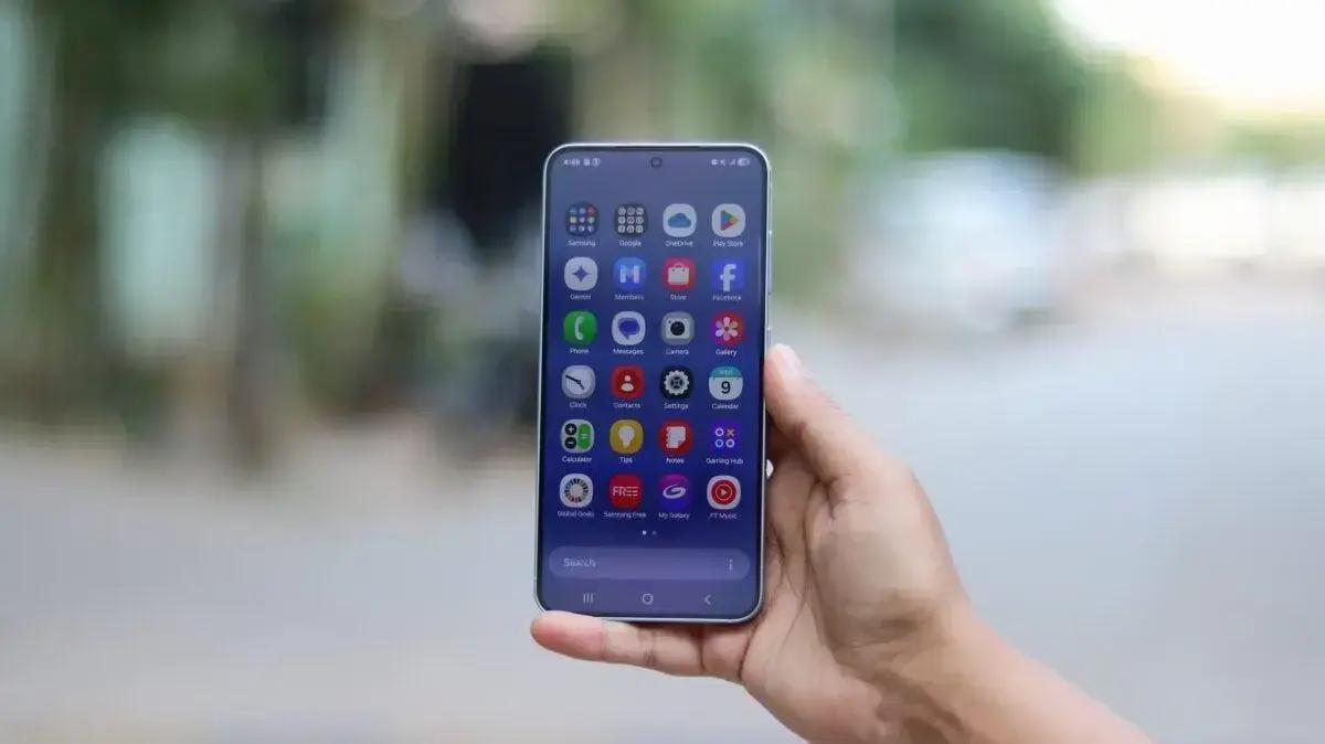 Dreno de bateria elevado após atualização do One UI 7: saiba mais