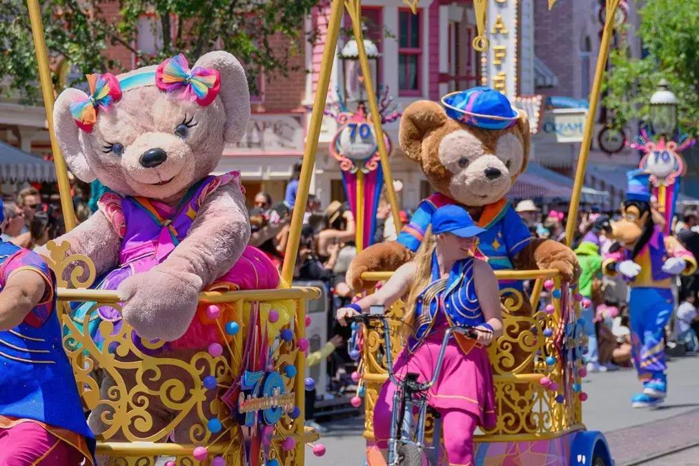 Disneyland celebra 70 anos com retorno do personagem Duffy