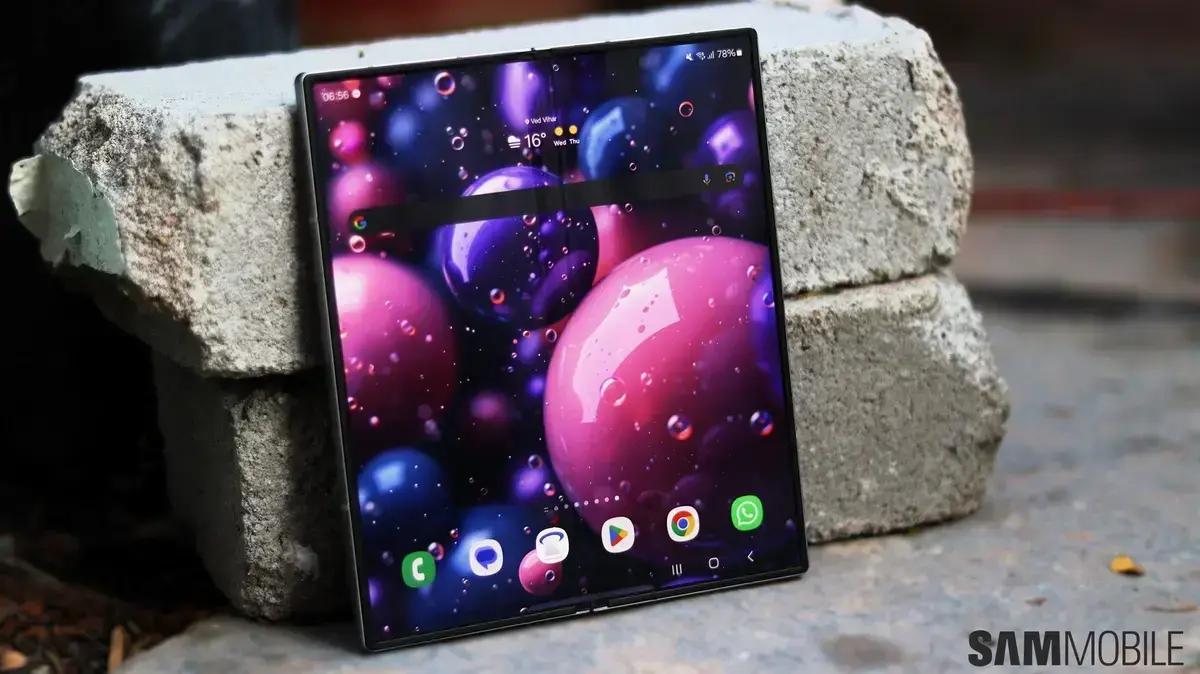 Samsung Galaxy tri-fold terá lançamento limitado e preço elevado
