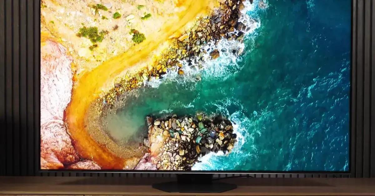 TV Hisense U8N de 2024 com desconto nos EUA nesta semana