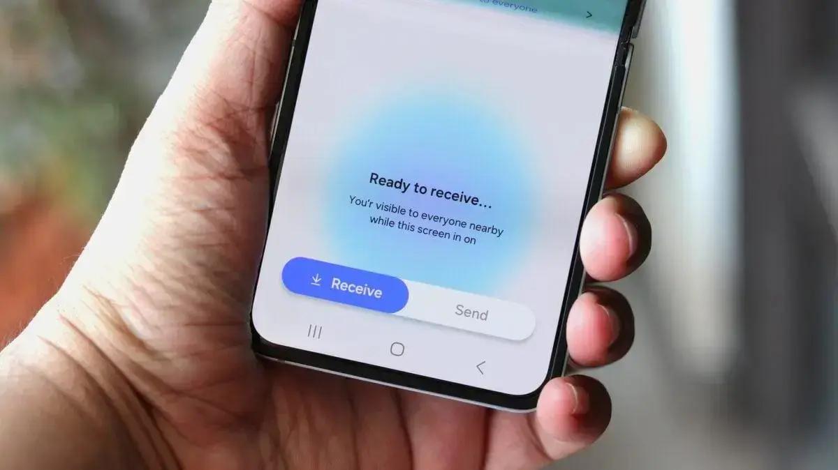 Google anuncia integração do Quick Share em sistemas automotivos