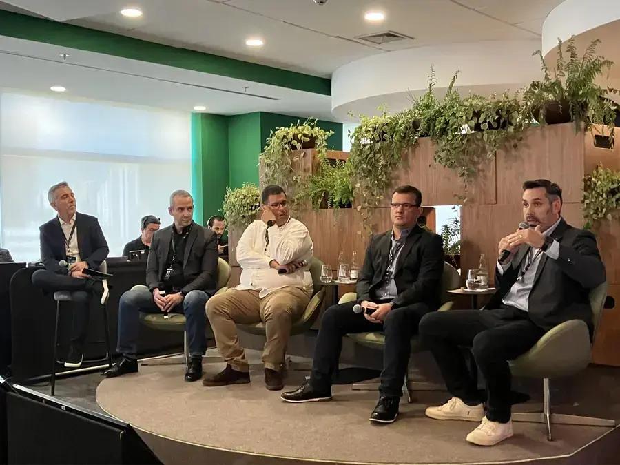 Bradesco lança hub de inteligência artificial generativa para funcionários