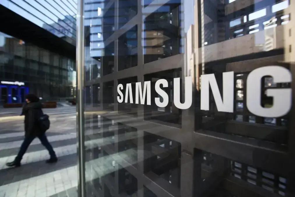 Samsung planeja substituir silício por interposers de vidro em chips até 2028
