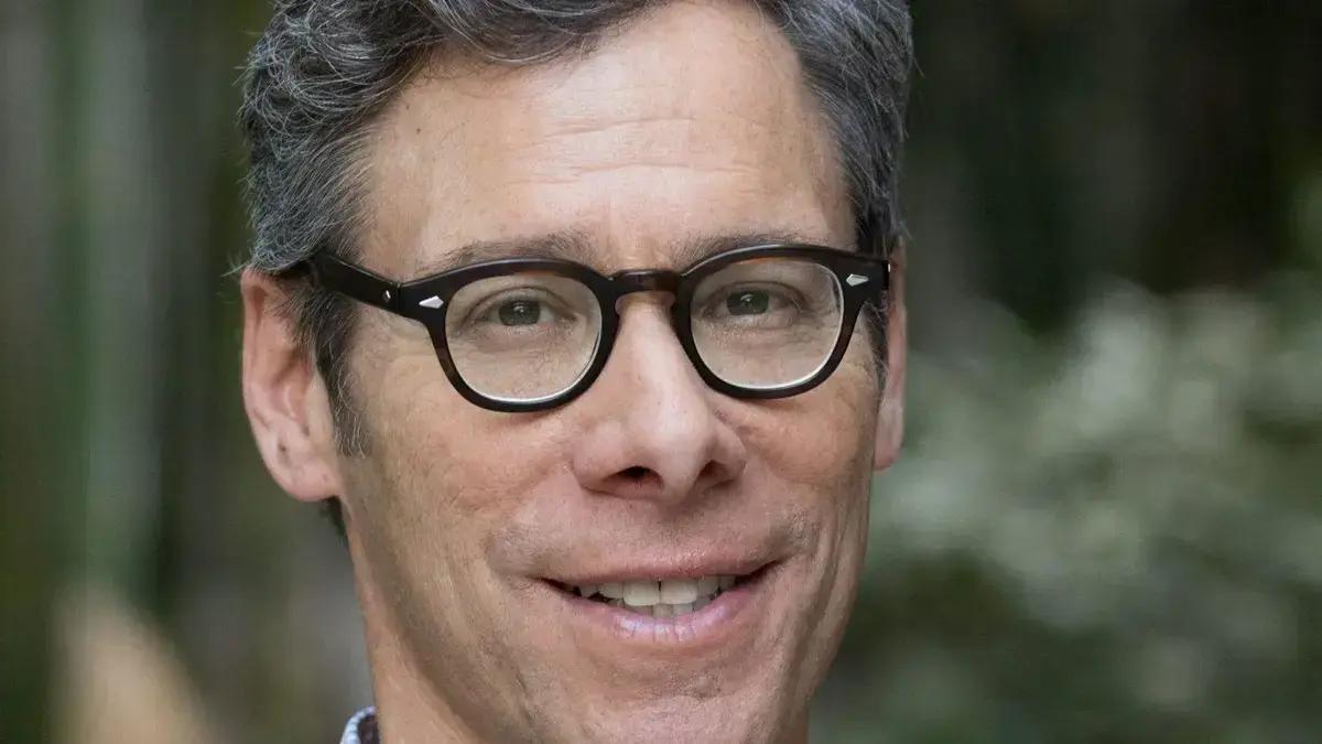 Agente Rich Klubeck da UTA gerencia projetos de Wes Anderson, Kelly Reichardt e Ethan Coen em Cannes