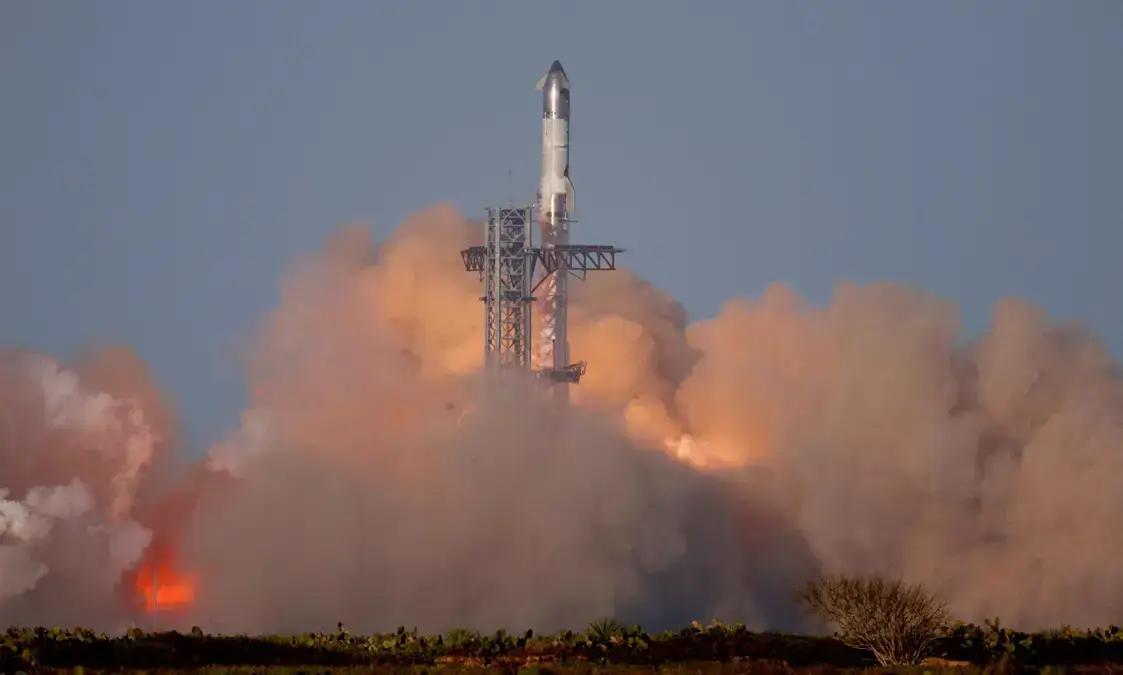 Nono voo da Starship enfrenta problemas e não atinge objetivos principais